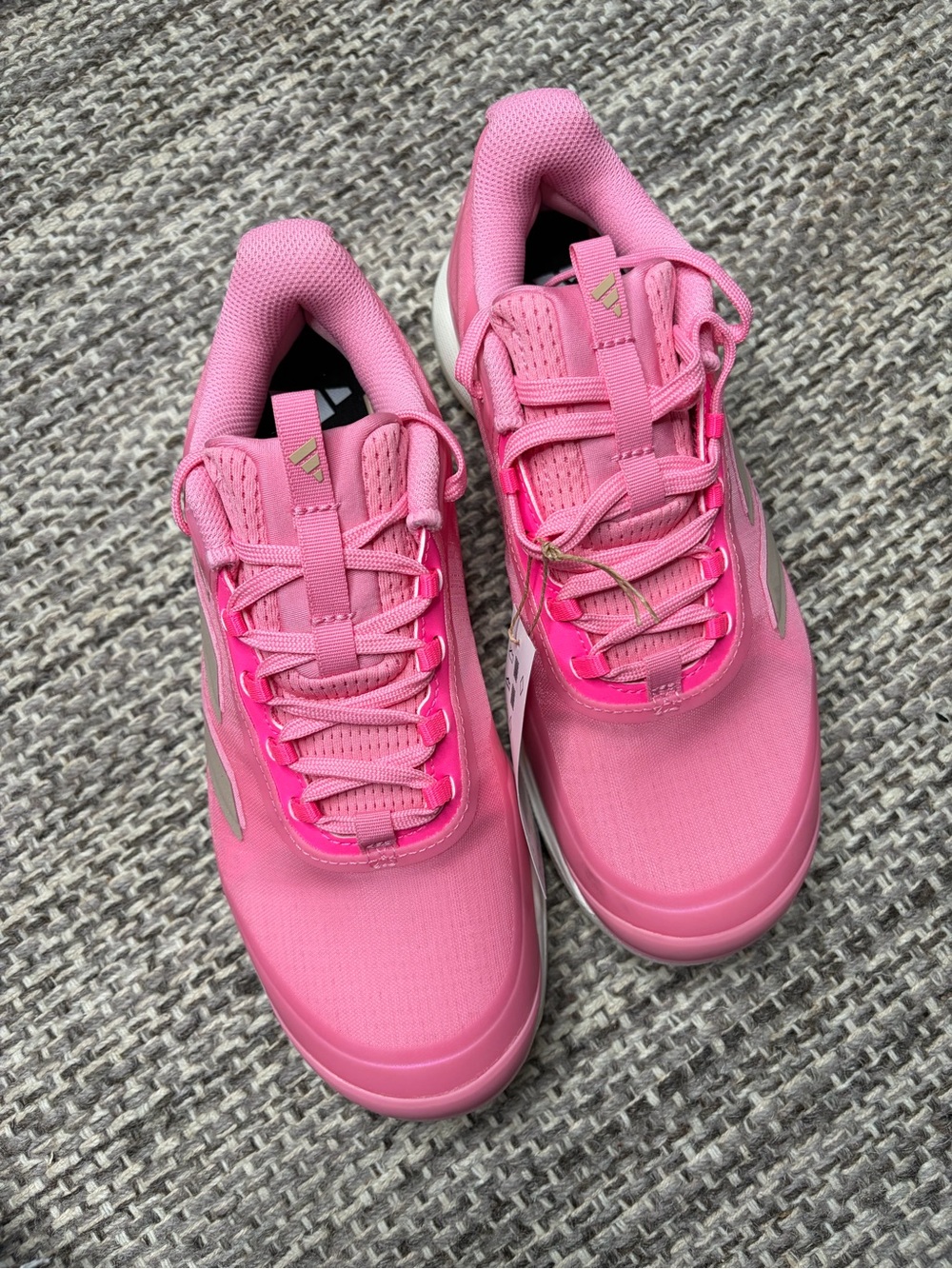 Adidas Womens Avacourt 2.0 Athletic Sneakers